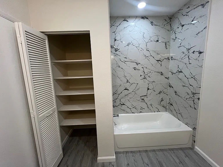 700 Richards St #1403 — Photo 22