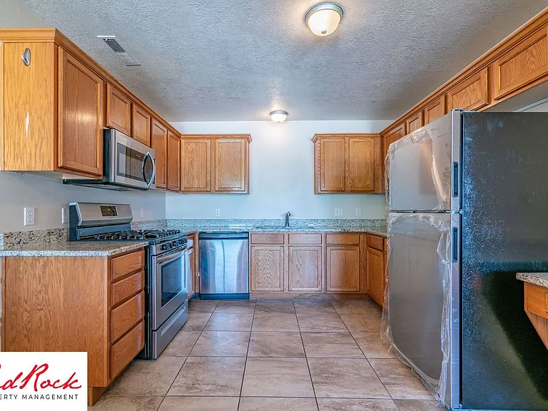Fourplex - 620 W Evans Ridge — Photo 51