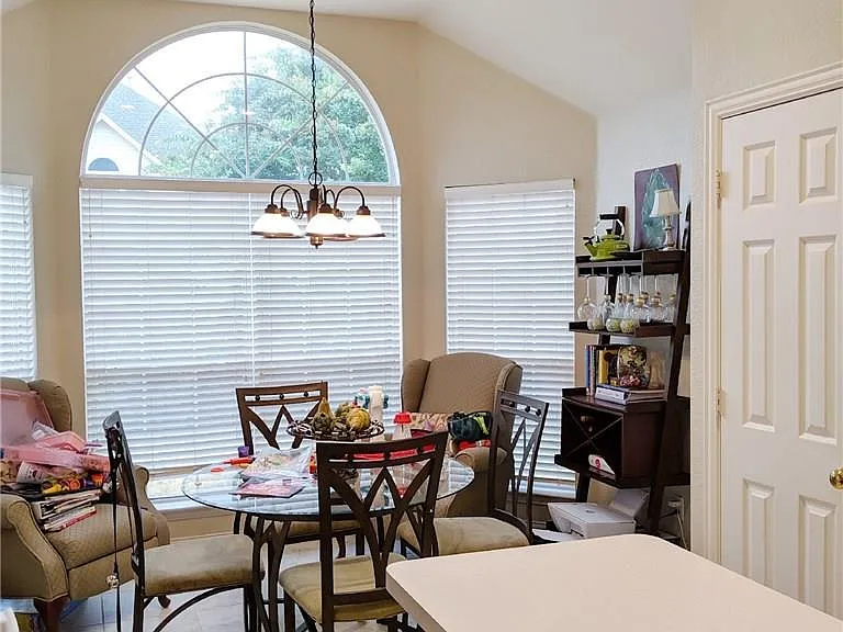 4425 Galsford Dr — Photo 12