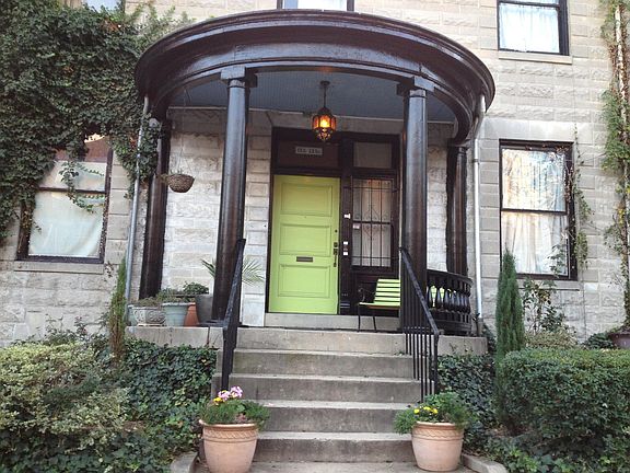 2nd image of 1011 W Franklin St Floor 1