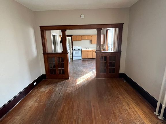 3rd image of 52-56 N Cannon Ave #52-1F