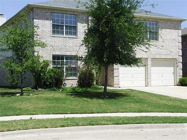 3100 SqFt home on Large lot