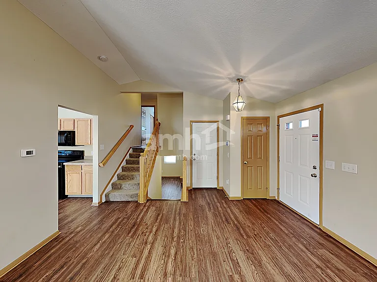 1032 Hidden Cove Way — Photo 5