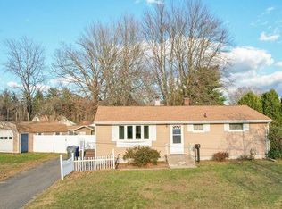 27 Magnolia Dr, Enfield, CT 06082