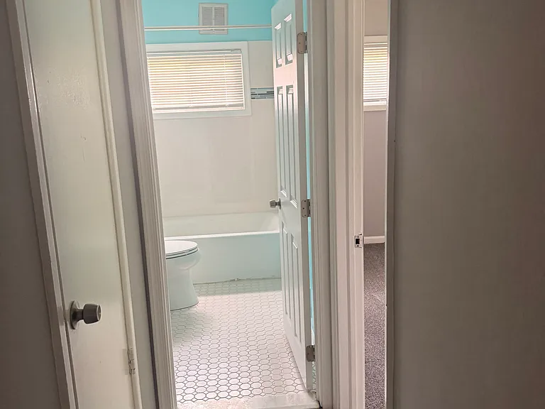 6800 Southern Cross Ct — Photo 8