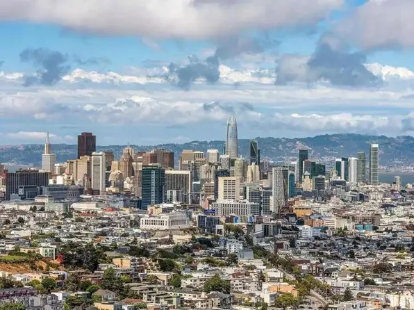 172 Portola Dr, San Francisco, CA 94131