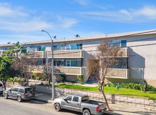 7461 Hazeltine Ave #11, Van Nuys, CA 91405
