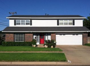 2005 Dallas St, Plainview, TX 79072