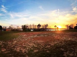 7421 San Ramon Dr, Milton, FL 32583