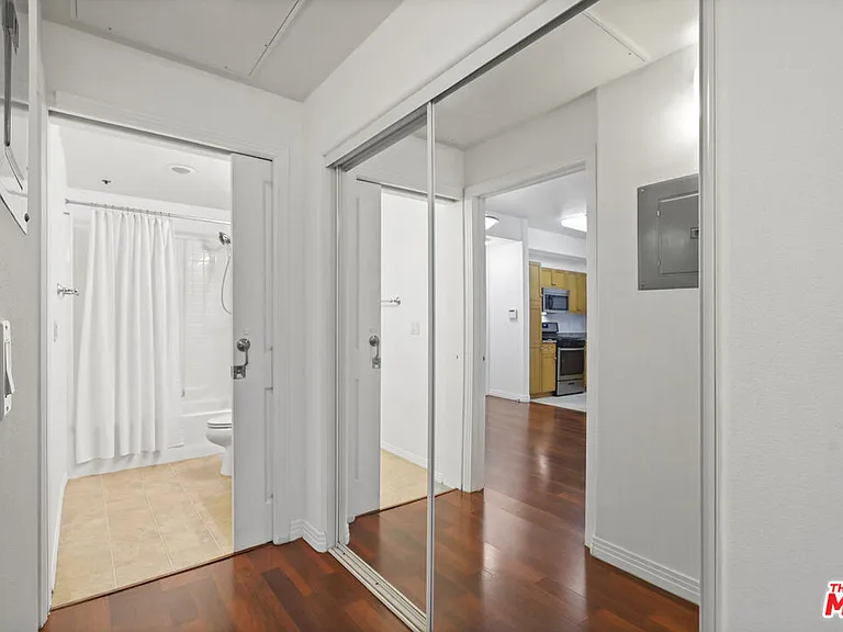 100 S Alameda St #115 — Photo 19