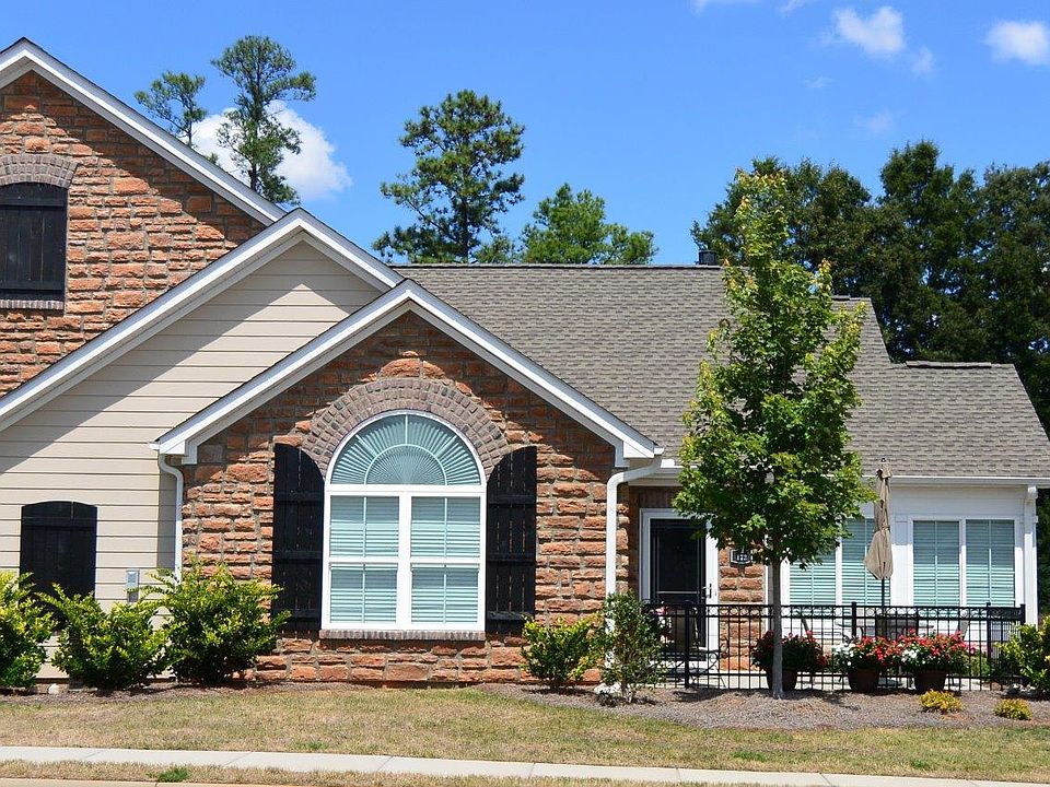 1st image of 172 Lone Oak Cir