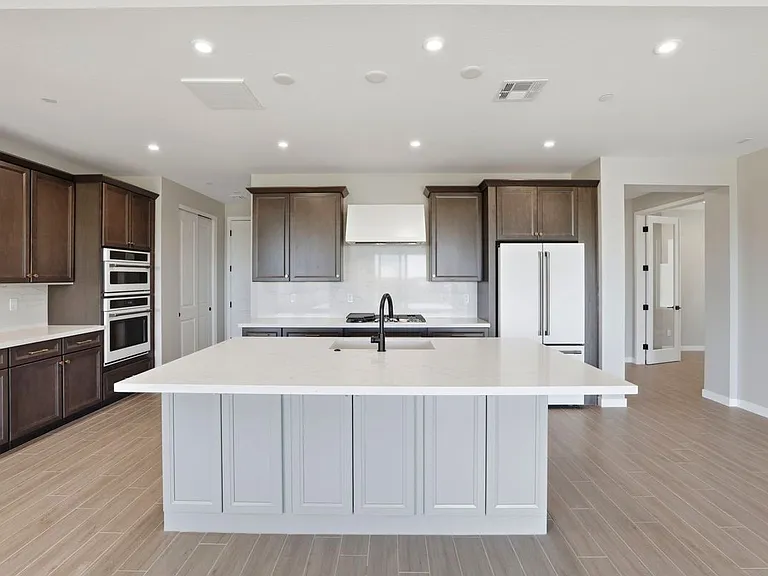 941 Cumberwood Ct — Photo 4