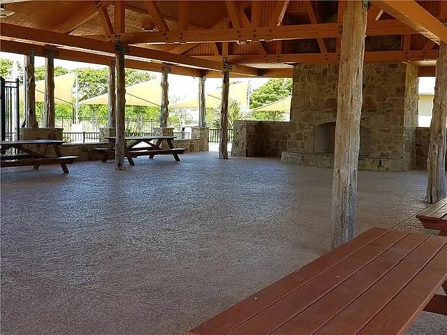 3304 Winding Shore Ln — Photo 27