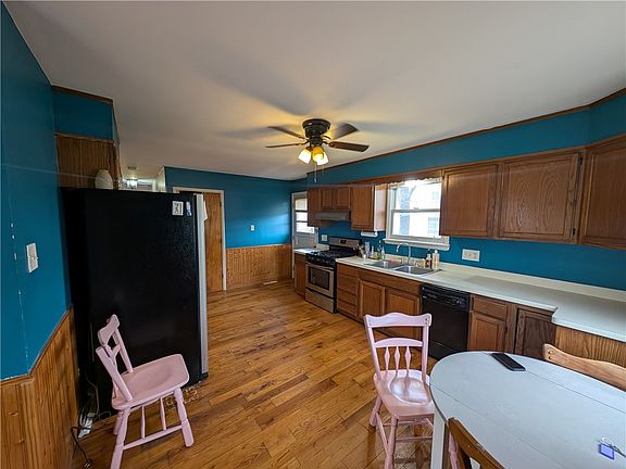 5th image of 87 Beartown Rd