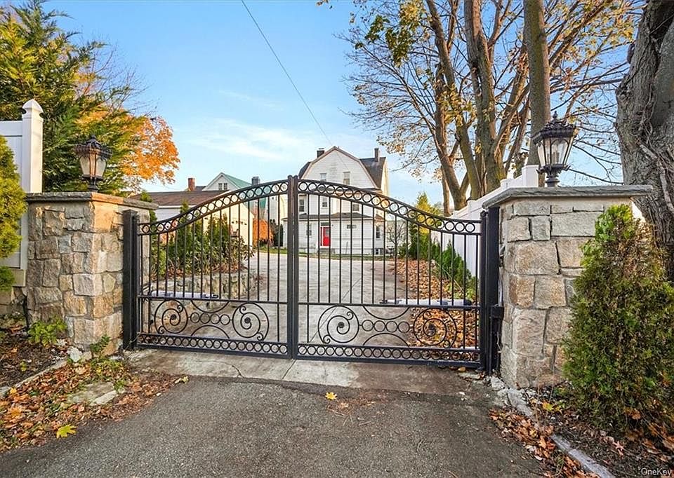 14 Hamilton Ave, New Rochelle, NY 10801 MLS H6222672 Zillow