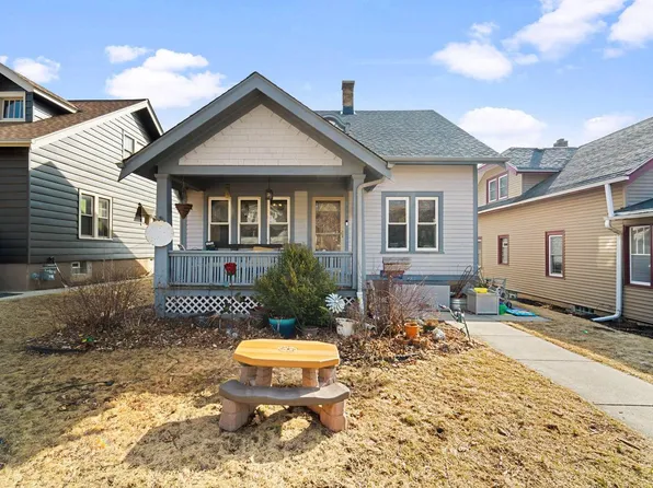 533 South 8th AVENUE, West Bend, WI 53095