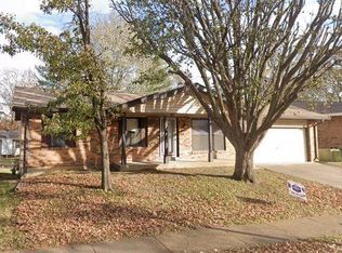 5726 Hempline Rd, Saint Louis, MO 63129