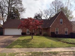 3758 Oak Forest Dr, Memphis, TN 38135