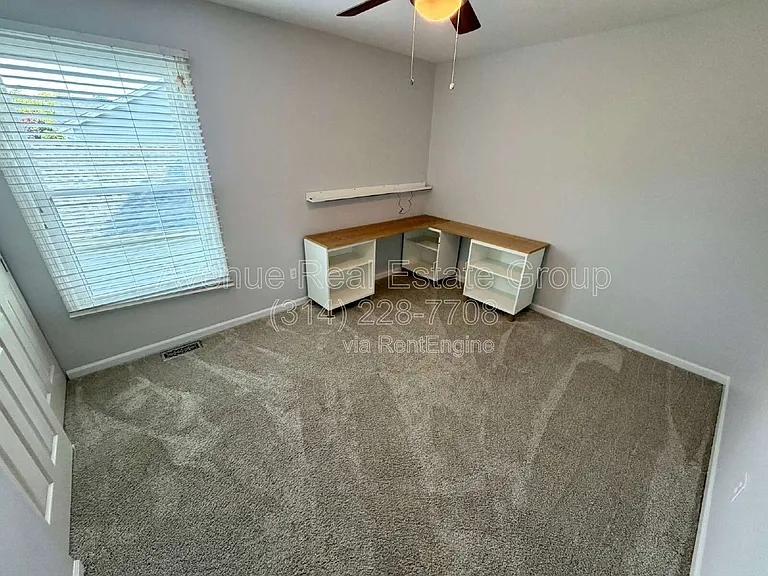 15812 Cedarmill Dr — Photo 17