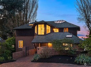 1944 NW Blue Ridge Dr, Seattle, WA 98177