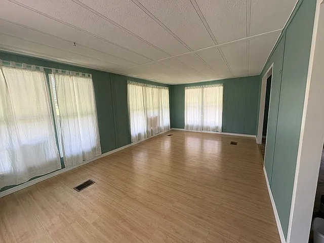 96 Big Oak Ln — Photo 2
