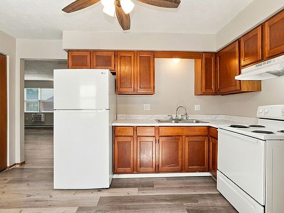 5th image of 205 N Madison Rd Unit D
