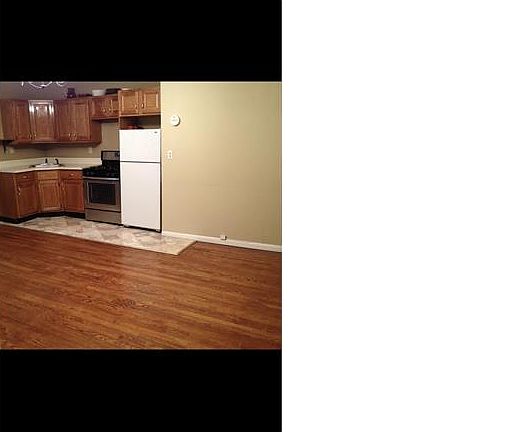 5th image of 30 Windsor Ter APT 2E