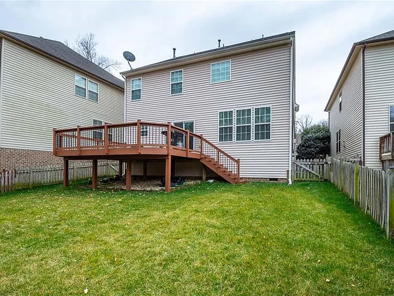 9258 Sedgehill Ct — Photo 36