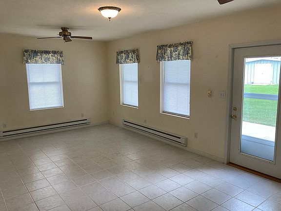 5th image of 408 Arden Dr