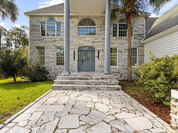 2nd image of 117 Santa Barbara Ave