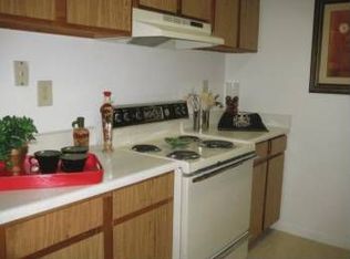 5151 Beverly Glen Village Ln, Norcross, GA 30092