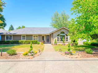 2415 Spring St, Medford, OR 97504