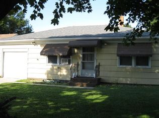 1221 Hartt Rd, Erie, PA 16505