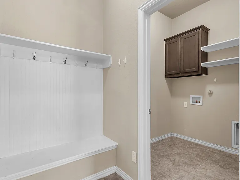 12836 Palancar Dr — Photo 4
