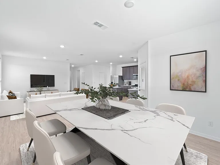 3111 Freiberger Ln — Photo 11