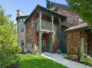 5 Maple Cres, Vernon, NJ 07462