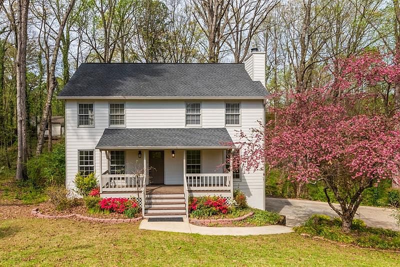 1st image of 2592 Bavaria Ct