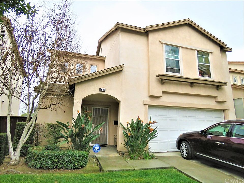 1st image of 2035 E 120th St