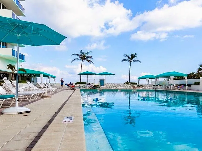 3725 S Ocean Dr #L12 — Photo 15