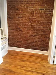 Rented by Metropolis Real Estate of Manhattan