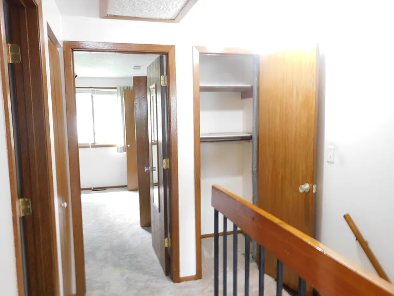 825 Woodgate Dr — Photo 10