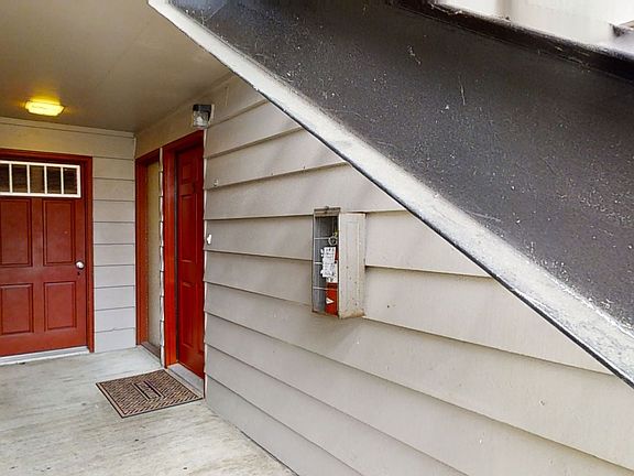 2nd image of 7920 Washington Blvd SW #5