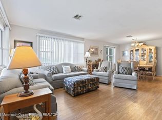 14 Morongo Ct, Toms River, NJ 08757