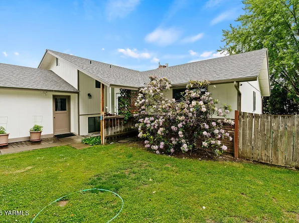 6804 Alpine Way, Yakima, WA 98908
