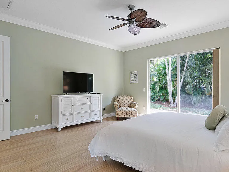 9190 Spring Time Dr — Photo 13