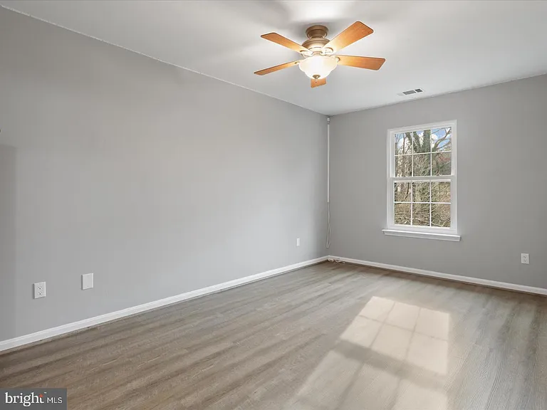 9422 Scarlet Oak Dr — Photo 15
