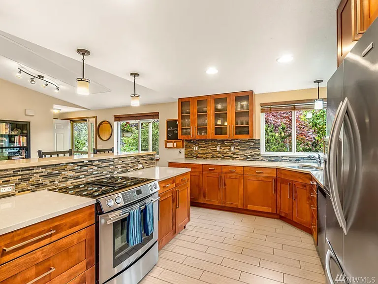 4502 SW Findlay St — Photo 3