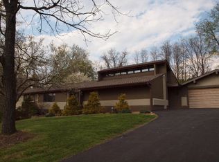 21275 Plantation Rd, Bristol, VA 24202