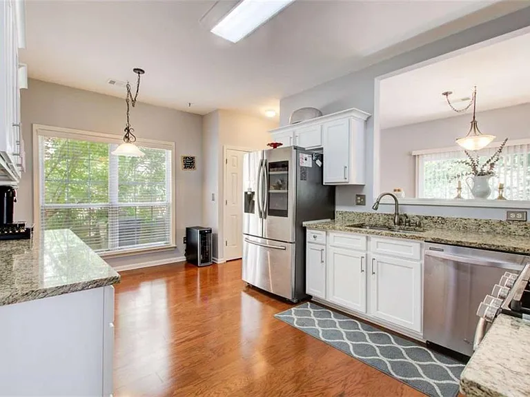 513 Stepney Ct SE — Photo 14