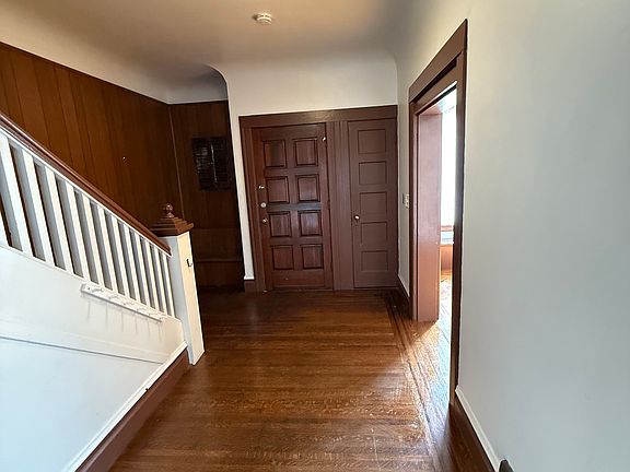 5th image of 1144 Irving St